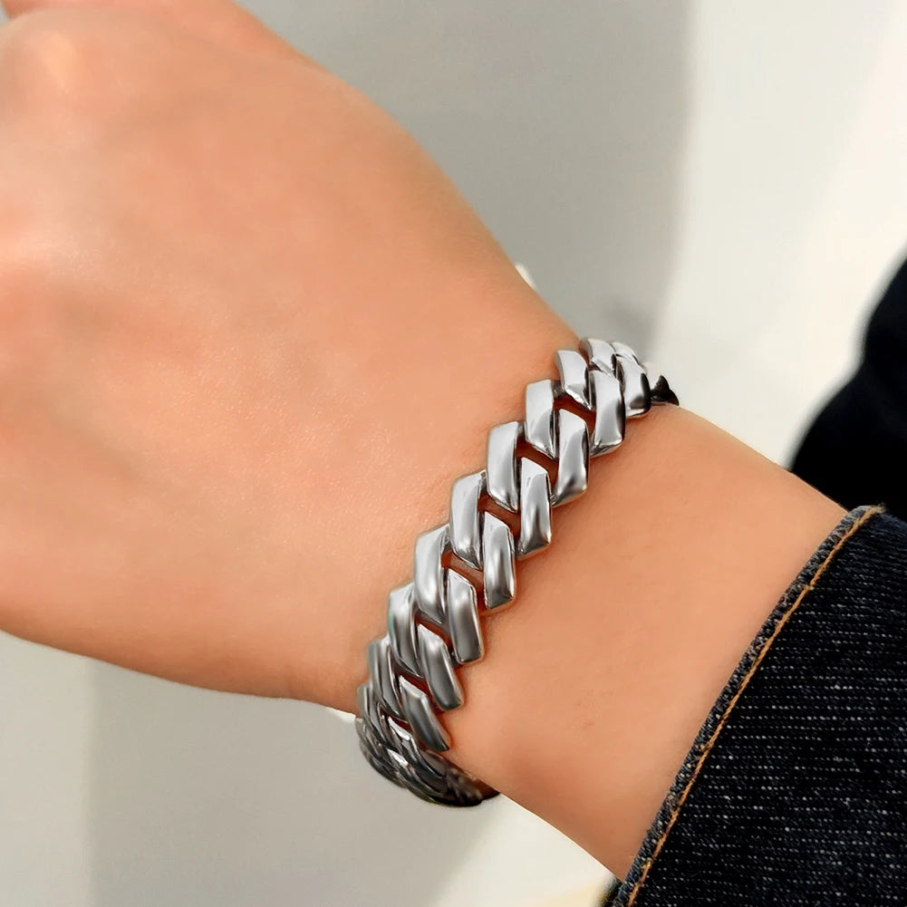 Luxe Frost Link Bracelet